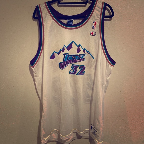 karl malone white jersey